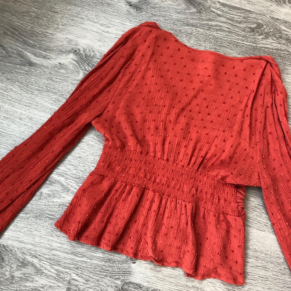 Cropped Blouse - Picture 9 of 9